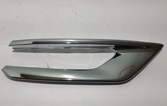 Volvo XC90 Fog light part 31663540