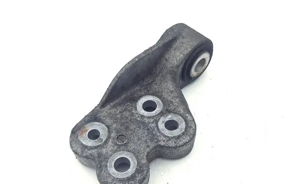Toyota Prius (XW50) Gearbox mounting bracket 