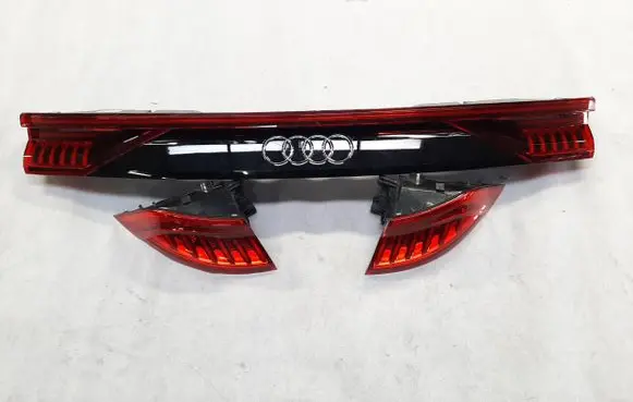 Audi Q8 Tailgate/trunk/boot exterior handle 4M8945095Q 4M8945070C