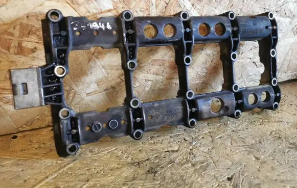 Mercedes-Benz C W203 other engine part A2710510902