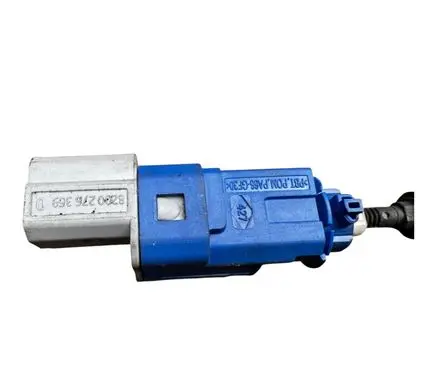 Renault Clio III Brake pedal sensor switch 8200276359