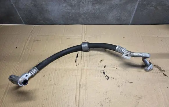 Peugeot 308 Air conditioning (A/C) pipe/hose 9807256280