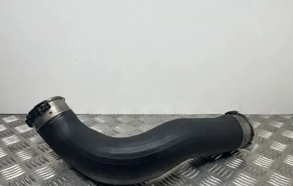 BMW 5 F10 F11 Intercooler hose/pipe 7810615 781061502