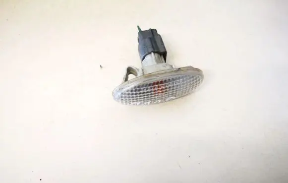 Mazda 2 Front fender indicator light p2829