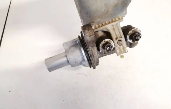 Opel Corsa D Master brake cylinder