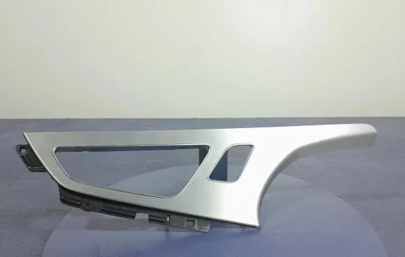 Audi Q7 4M Side skirt rear trim 4M0867101L