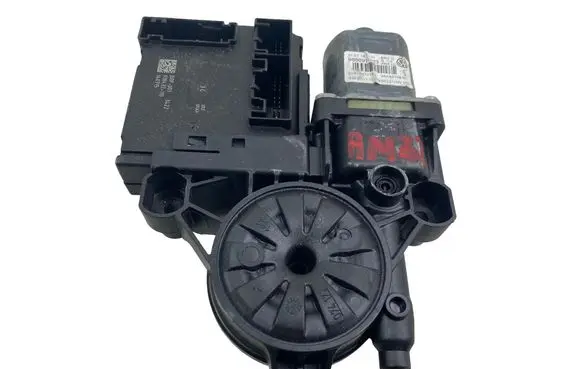 Volkswagen PASSAT B8 Front door window regulator motor 3AA959701A