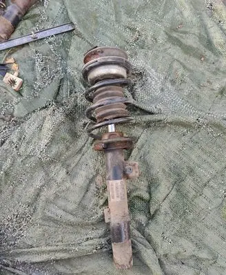 BMW 3 E90 E91 Front shock absorber with coil spring 6796160 E90V015SL 1054131519