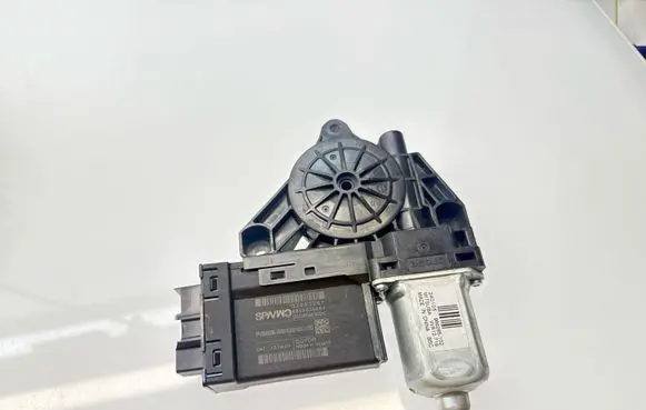 Volvo XC40 Rear door window regulator motor 32283267