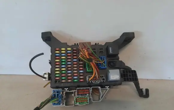 Jaguar X-Type Fuse box set 4x4314B681AA