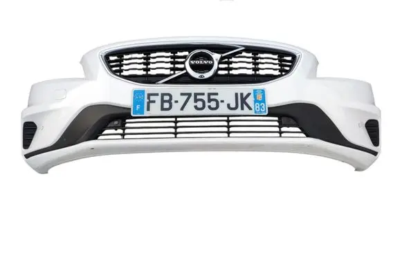 Volvo V40 Front bumper 