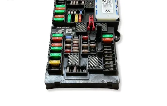 BMW 3 G20 G21 Fuse module 8795479 55892110 1921802458