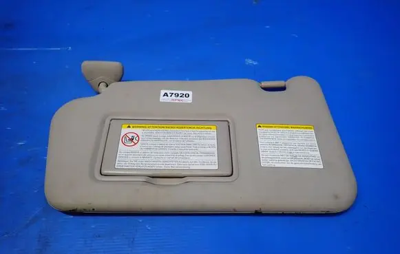 Nissan Juke I F15 Sun visor