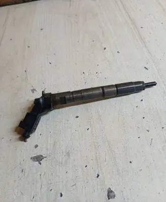 Audi A6 S6 C6 4F Fuel injector 059130277AJ 0445115054 07043000411