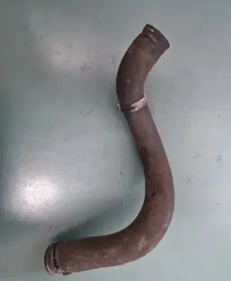 Opel Insignia A Engine coolant pipe/hose 13422455