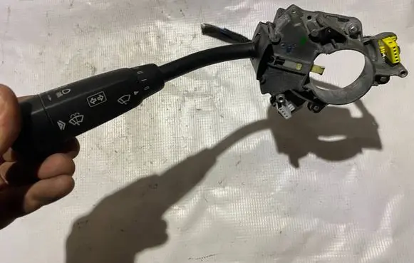 Mercedes-Benz E W210 Wiper control stalk a2105450110 2105450110