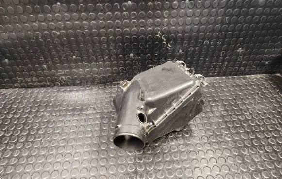 Peugeot 4008 Air filter box 1500A271