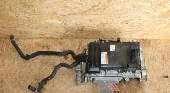 Toyota Yaris XP210 Voltage converter inverter G9200K0010 1561000331 252E7K00102
