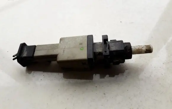 Brake pedal sensor switch