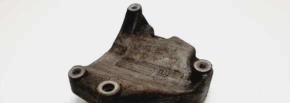 Opel Zafira A A/C compressor mount bracket 90529603