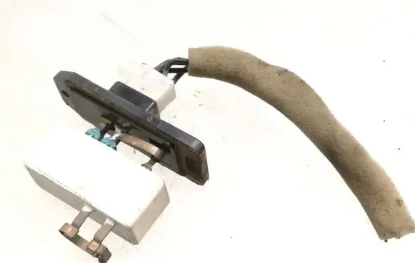 Mitsubishi Space Wagon Heater blower motor/fan resistor 7T177