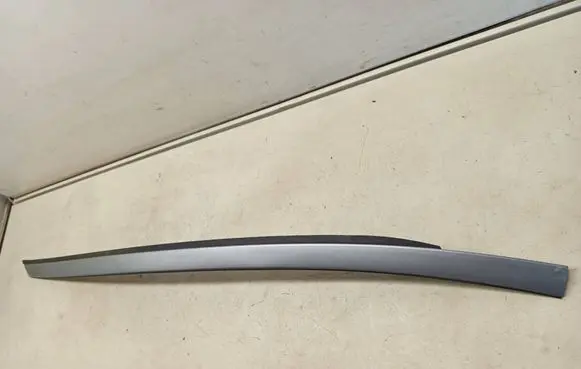 Volvo XC70 Windshield trim 39894160