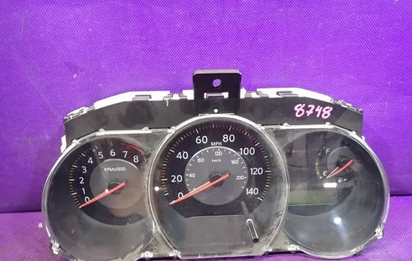 Nissan Versa Speedometer (instrument cluster) 24810EL81B