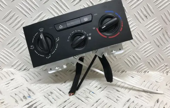 Peugeot Partner Climate control unit 1400153280