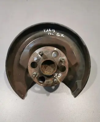 Toyota Yaris Rear wheel hub 8954430040