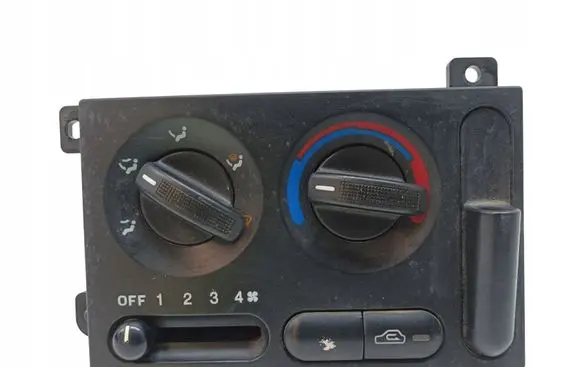 KIA K2500, K2700, K3000 Climate control unit 04G07