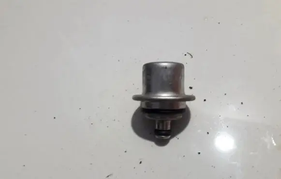 Fuel pressure sensor