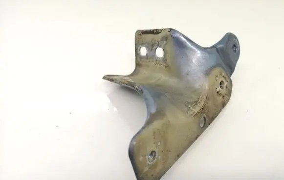 Skoda Roomster (5J) Fender mounting bracket 5J0821141