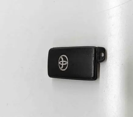 Toyota Auris 150 Ignition key/card 899040D130
