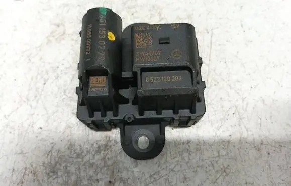 Glow plug pre-heat relay