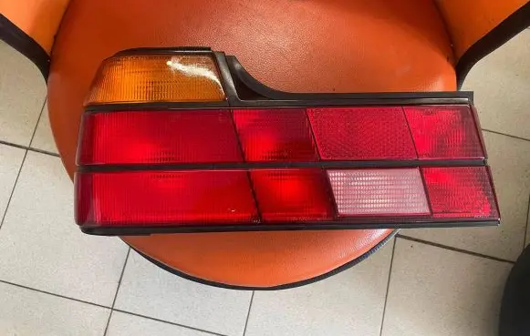 BMW 7 E32 Rear/tail lights 1374025L