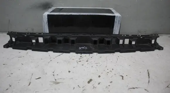 Mercedes-Benz GLC C253 Front bumper mounting bracket