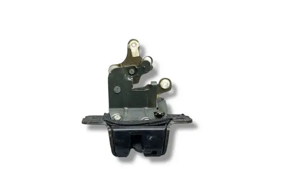 Hyundai Trajet Tailgate/trunk/boot lock/catch/latch 