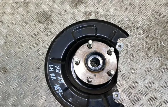 Subaru XV II Rear wheel hub