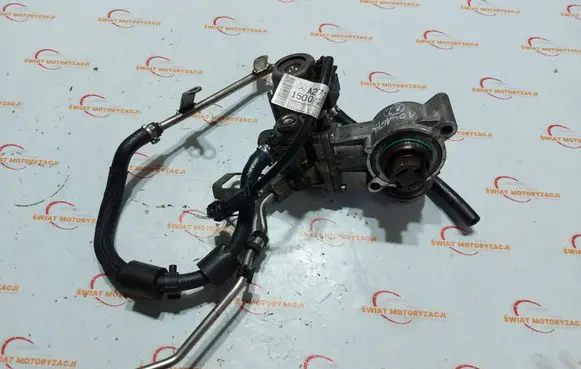 Mercedes-Benz C W204 Fuel injection high pressure pump A2710702201