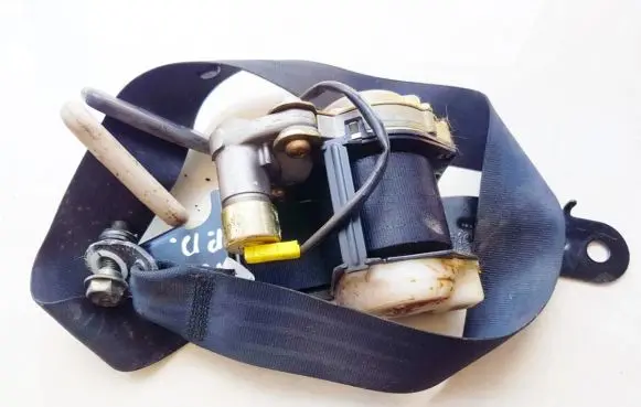 Nissan Almera N16 Front seatbelt nsb0875nr88