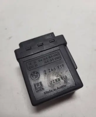 BMW 5 E60 E61 Glow plug pre-heat relay 2246919
