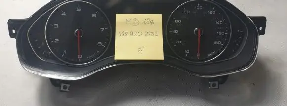 Audi A6 C7 Speedometer (instrument cluster) 4G8920983E