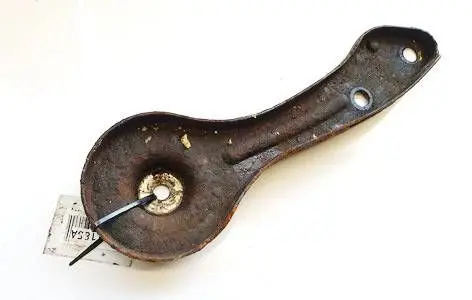 BMW 3 E90 E91 Engine mounting bracket