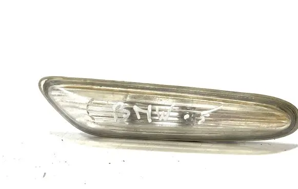 BMW 5 E60 E61 Front fender indicator light 24185L