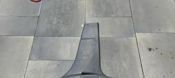 Citroen C3 Picasso (B) pillar trim (bottom) 9681490877
