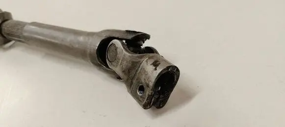 Opel Zafira A Steering column universal joint L2C3009T2