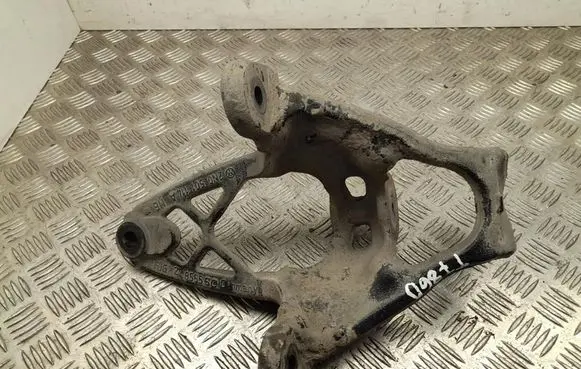 Volkswagen Crafter Engine mounting bracket 2N0501114A