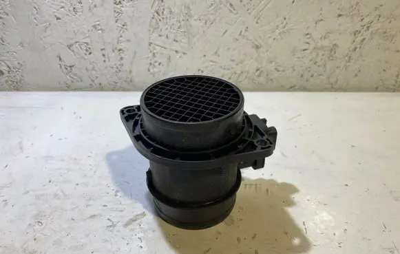 Volkswagen Polo V 6R Mass air flow meter 0281006132