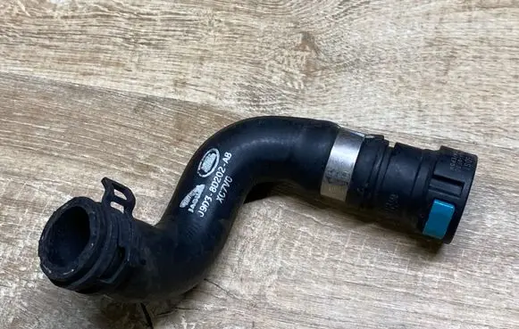 Jaguar I-Pace Engine coolant pipe/hose J9D38D202AB