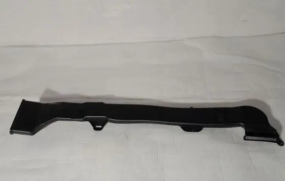 Audi Q8 Intercooler air guide/duct channel 4M8819726